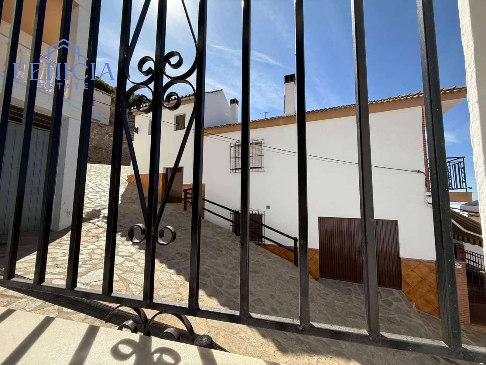 4 soveværelse Byhus til salg i Lentegi med garage - € 125.000 (Ref: 9239614)