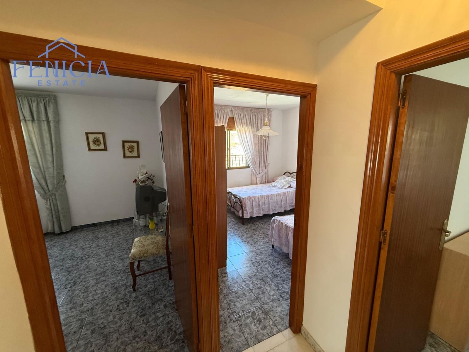 4 soveværelse Byhus til salg i Lentegi med garage - € 125.000 (Ref: 9239614)