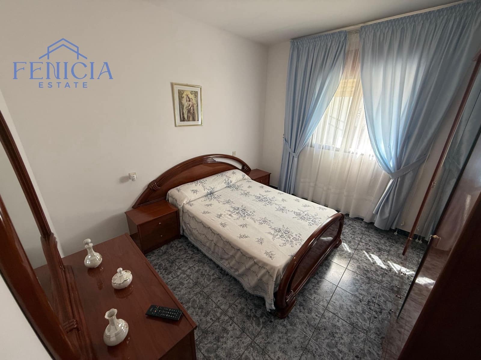 4 soveværelse Byhus til salg i Lentegi med garage - € 125.000 (Ref: 9239614)