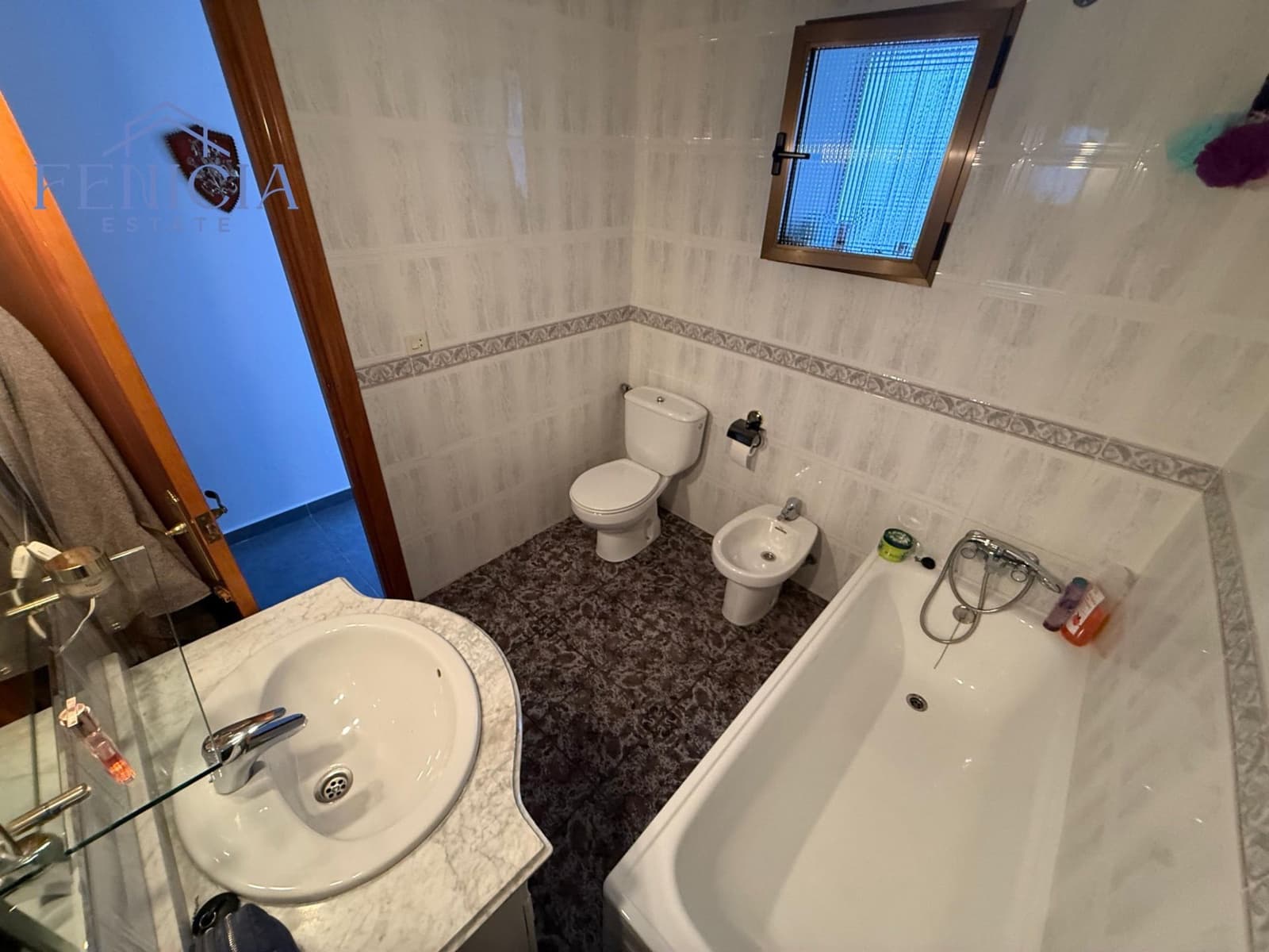 4 soveværelse Byhus til salg i Lentegi med garage - € 125.000 (Ref: 9239614)