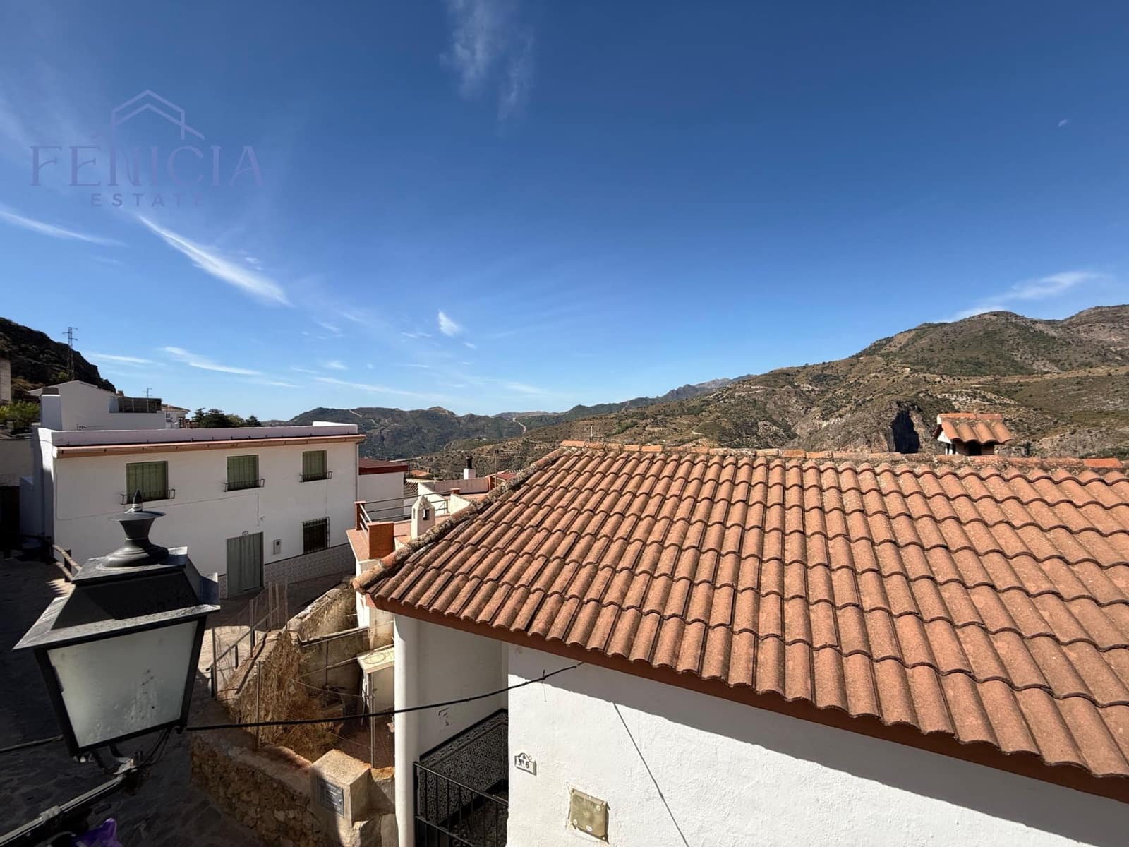 4 soveværelse Byhus til salg i Lentegi med garage - € 125.000 (Ref: 9239614)