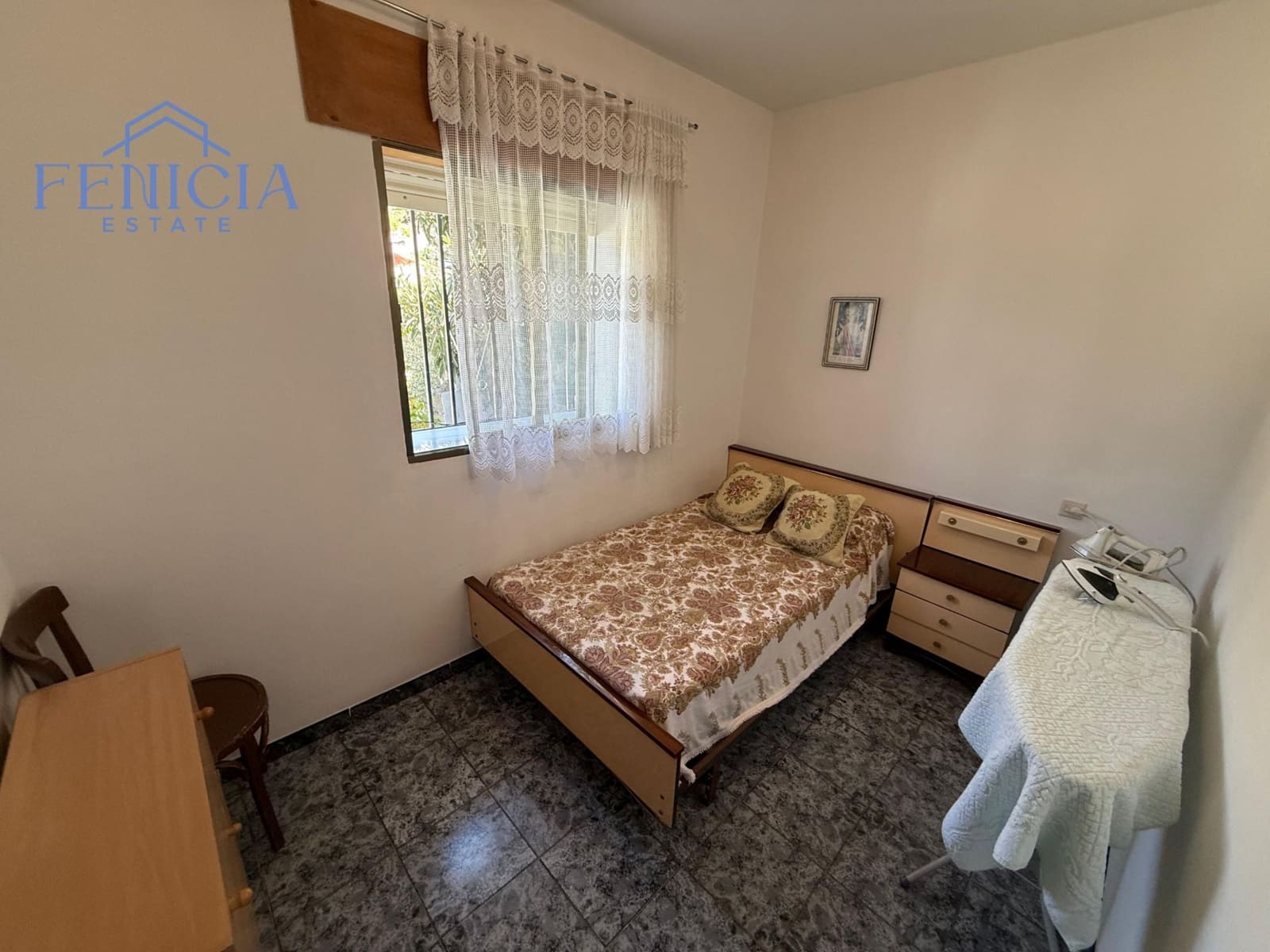 4 soveværelse Byhus til salg i Lentegi med garage - € 125.000 (Ref: 9239614)