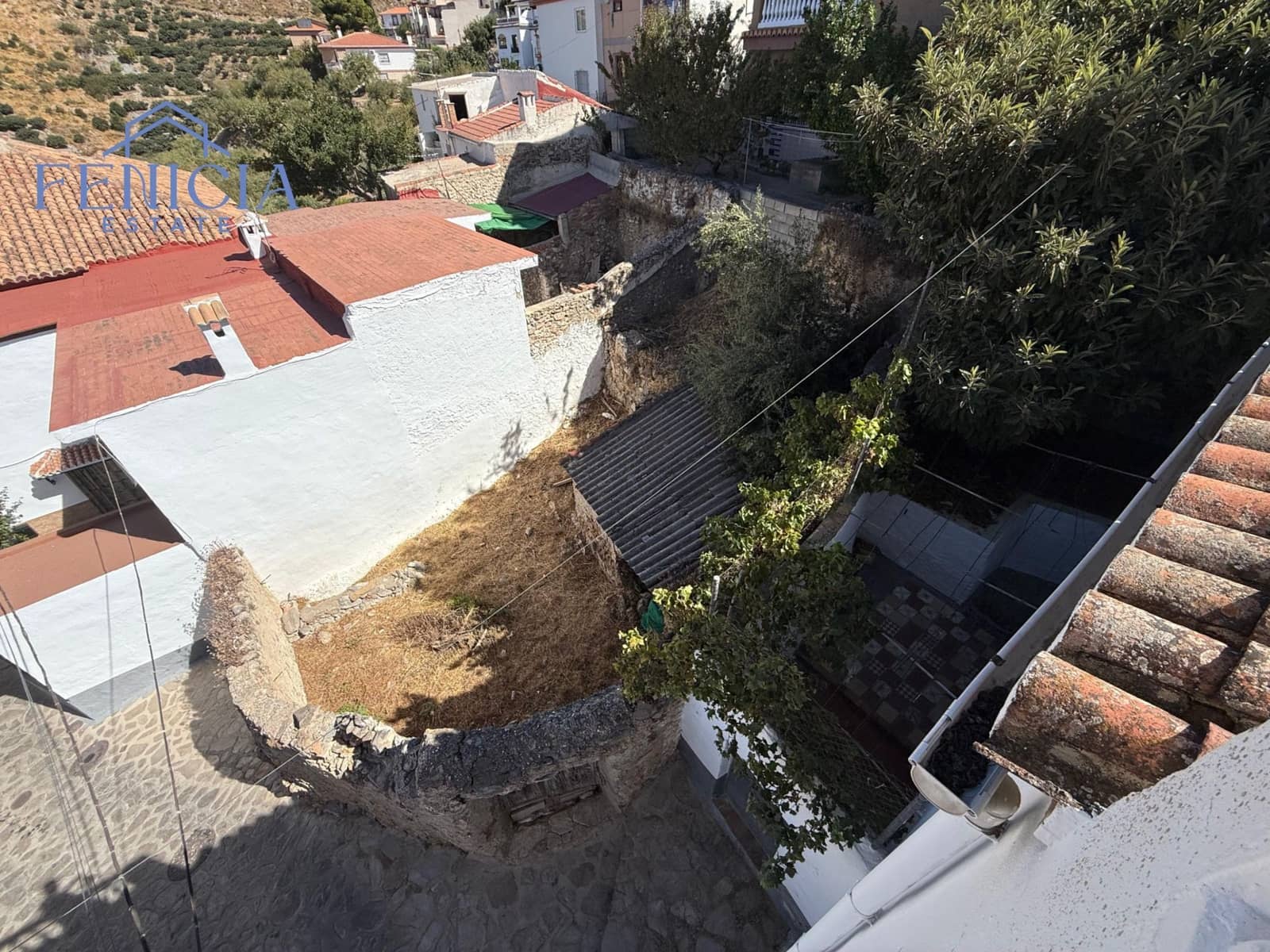 4 soveværelse Byhus til salg i Lentegi med garage - € 125.000 (Ref: 9239614)