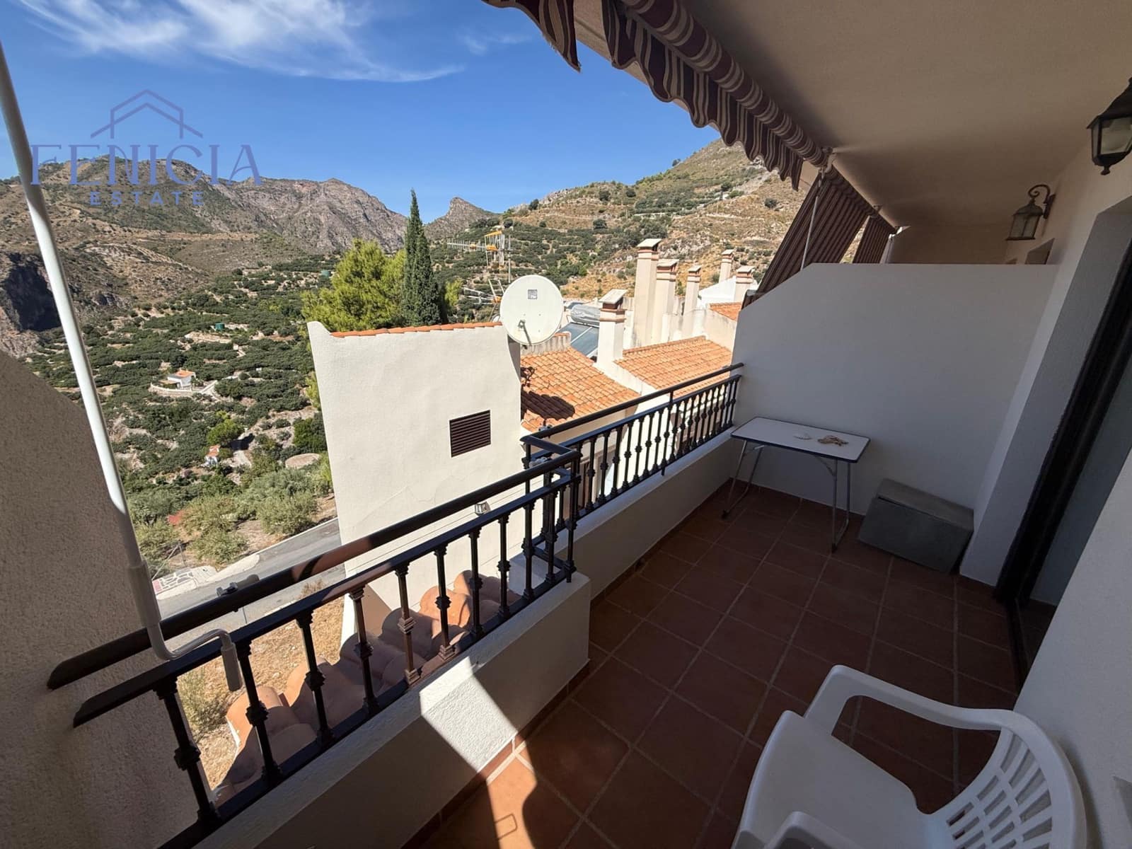 2 soveværelse Byhus til salg i Lentegi - € 115.000 (Ref: 9239615)