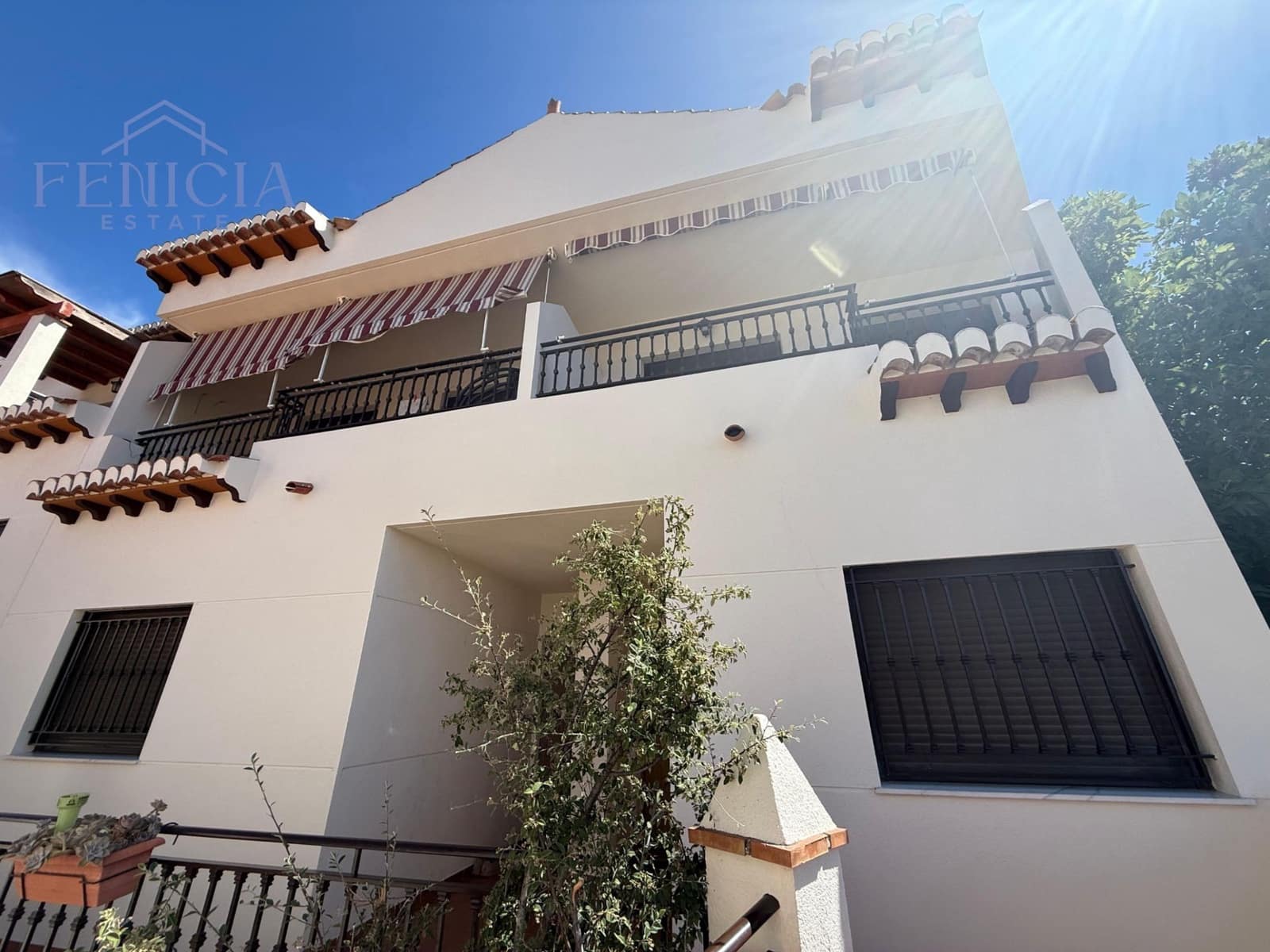 2 soveværelse Byhus til salg i Lentegi - € 115.000 (Ref: 9239615)