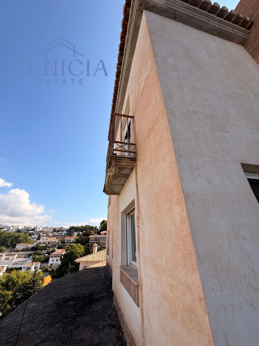 6 slaapkamer Villa te koop in Almunecar met zwembad garage - € 470.000 (Ref: 9294195)