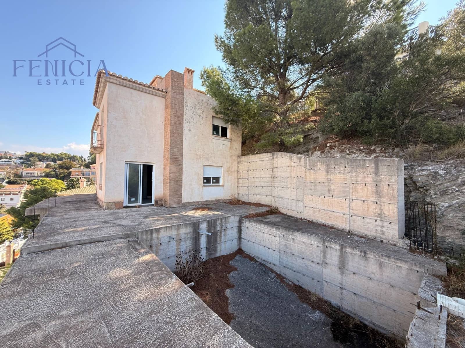 6 slaapkamer Villa te koop in Almunecar met zwembad garage - € 470.000 (Ref: 9294195)