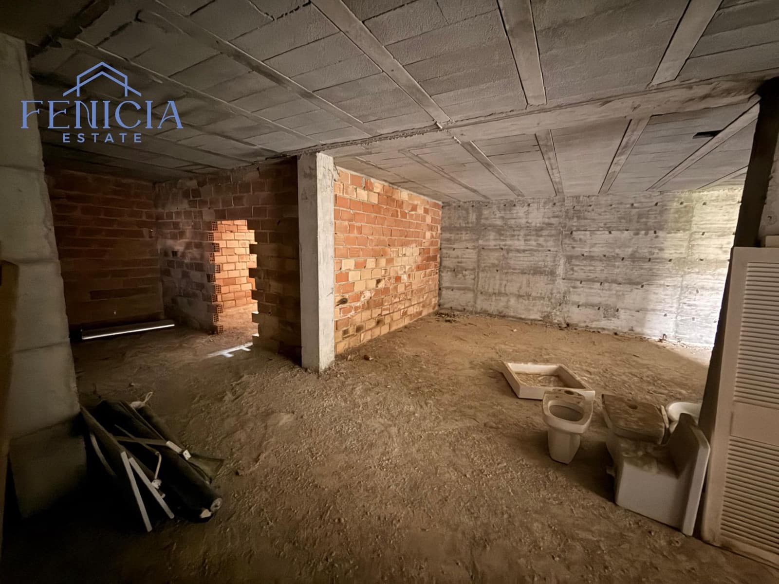 6 slaapkamer Villa te koop in Almunecar met zwembad garage - € 470.000 (Ref: 9294195)