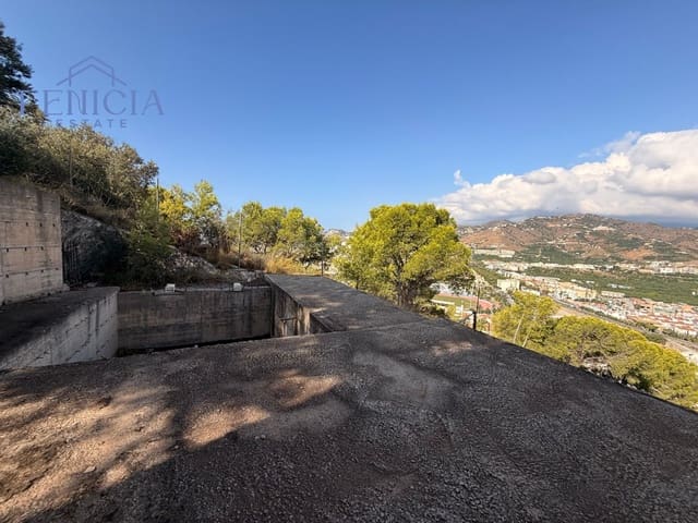 6 slaapkamer Villa te koop in Almuñécar met zwembad garage - € 470.000 (Ref: 9294195)