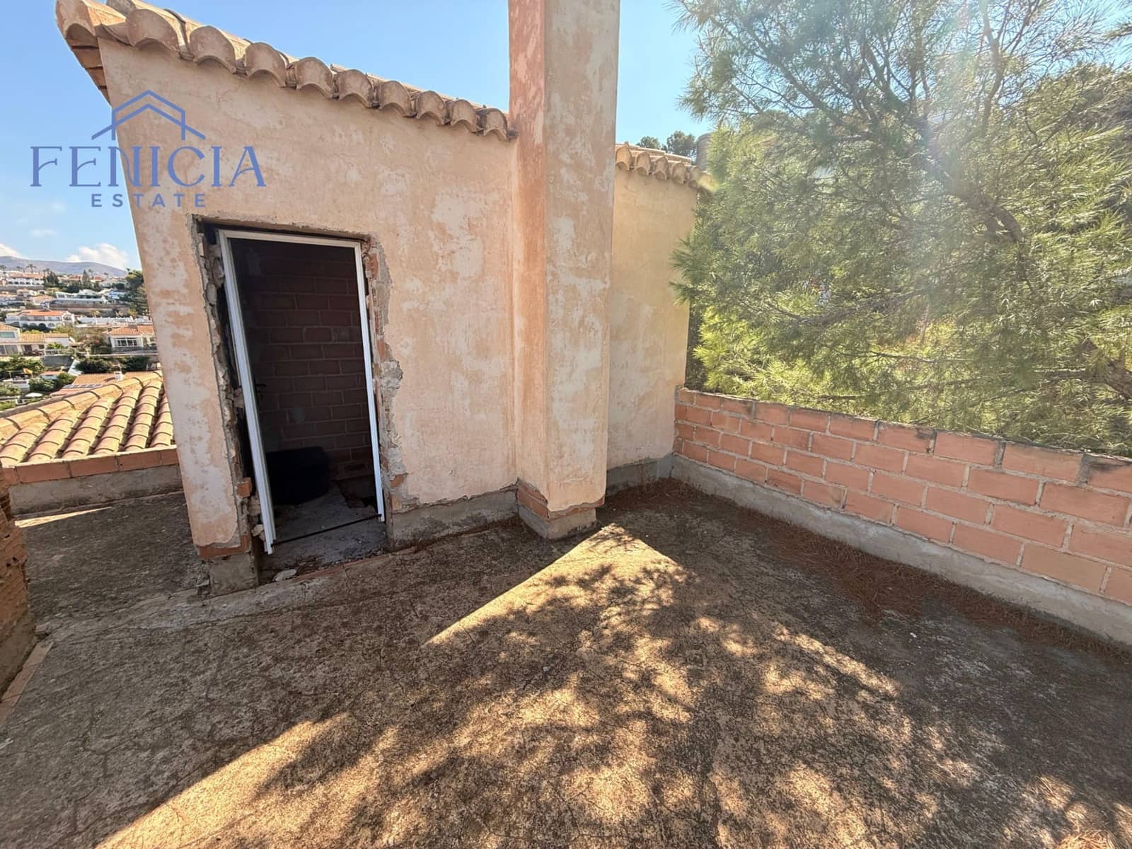 6 slaapkamer Villa te koop in Almunecar met zwembad garage - € 470.000 (Ref: 9294195)
