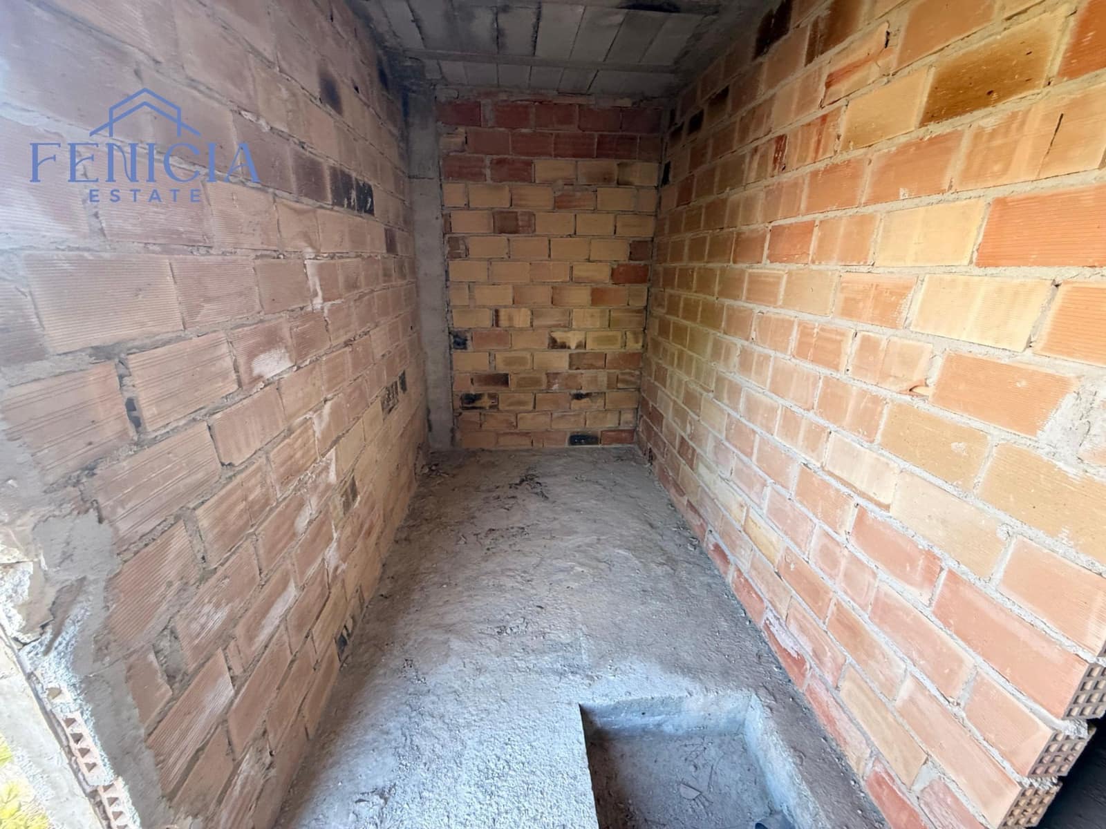 6 slaapkamer Villa te koop in Almunecar met zwembad garage - € 470.000 (Ref: 9294195)