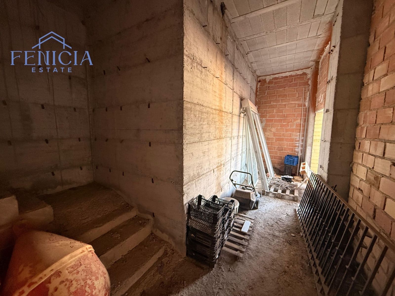 6 slaapkamer Villa te koop in Almunecar met zwembad garage - € 470.000 (Ref: 9294195)