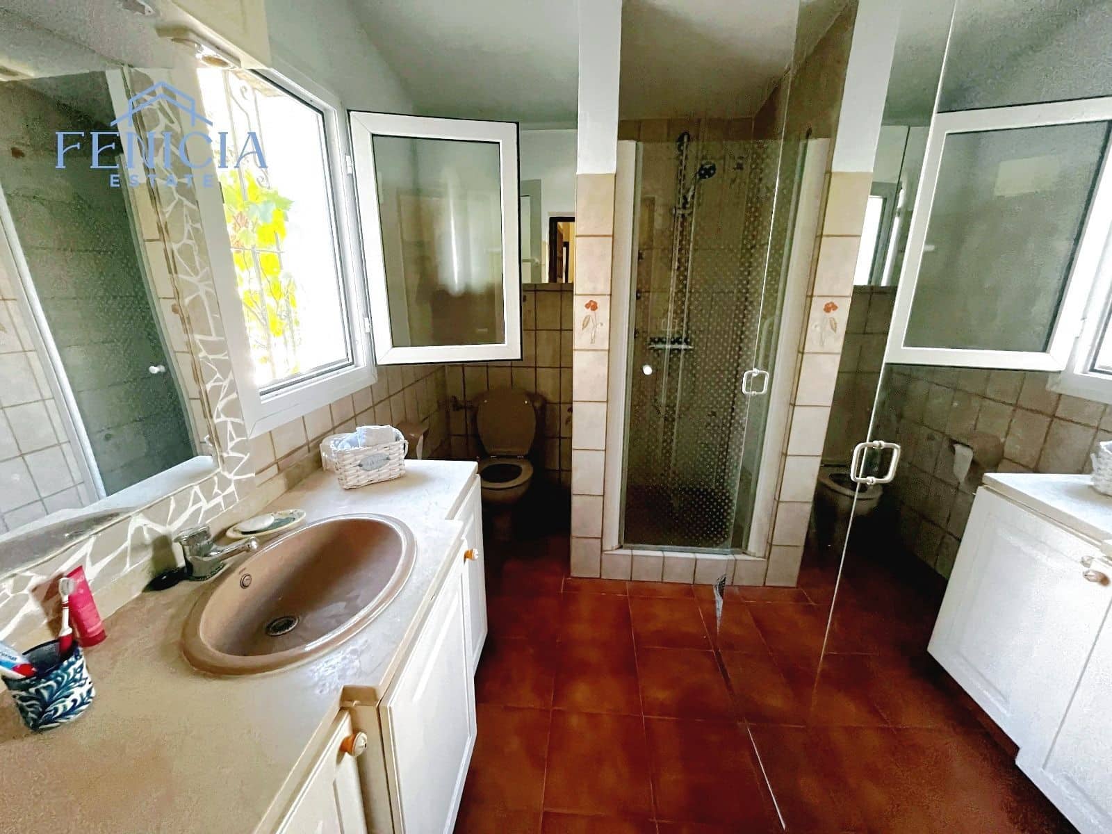 3 makuuhuone Huvila myytävänä paikassa Almunecar mukana uima-altaan 
autotalli - 749 000 € (Ref: 9330180)