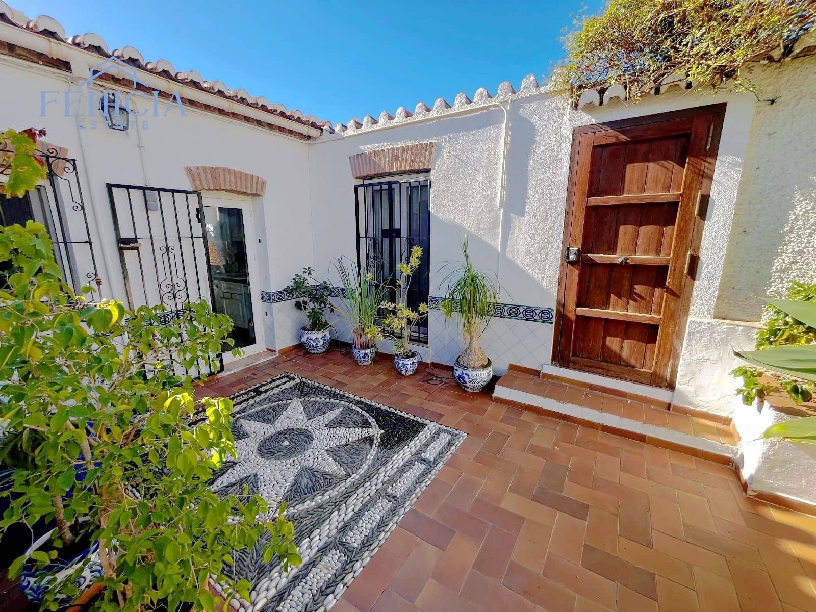 3 makuuhuone Huvila myytävänä paikassa Almunecar mukana uima-altaan 
autotalli - 749 000 € (Ref: 9330180)