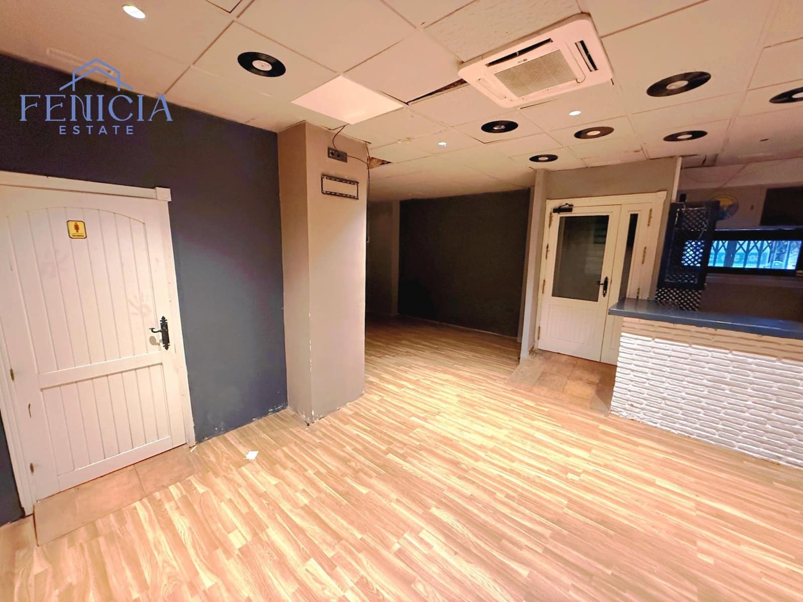 Kommersiell till salu i Almunecar - 170 000 € (Ref: 9353211)