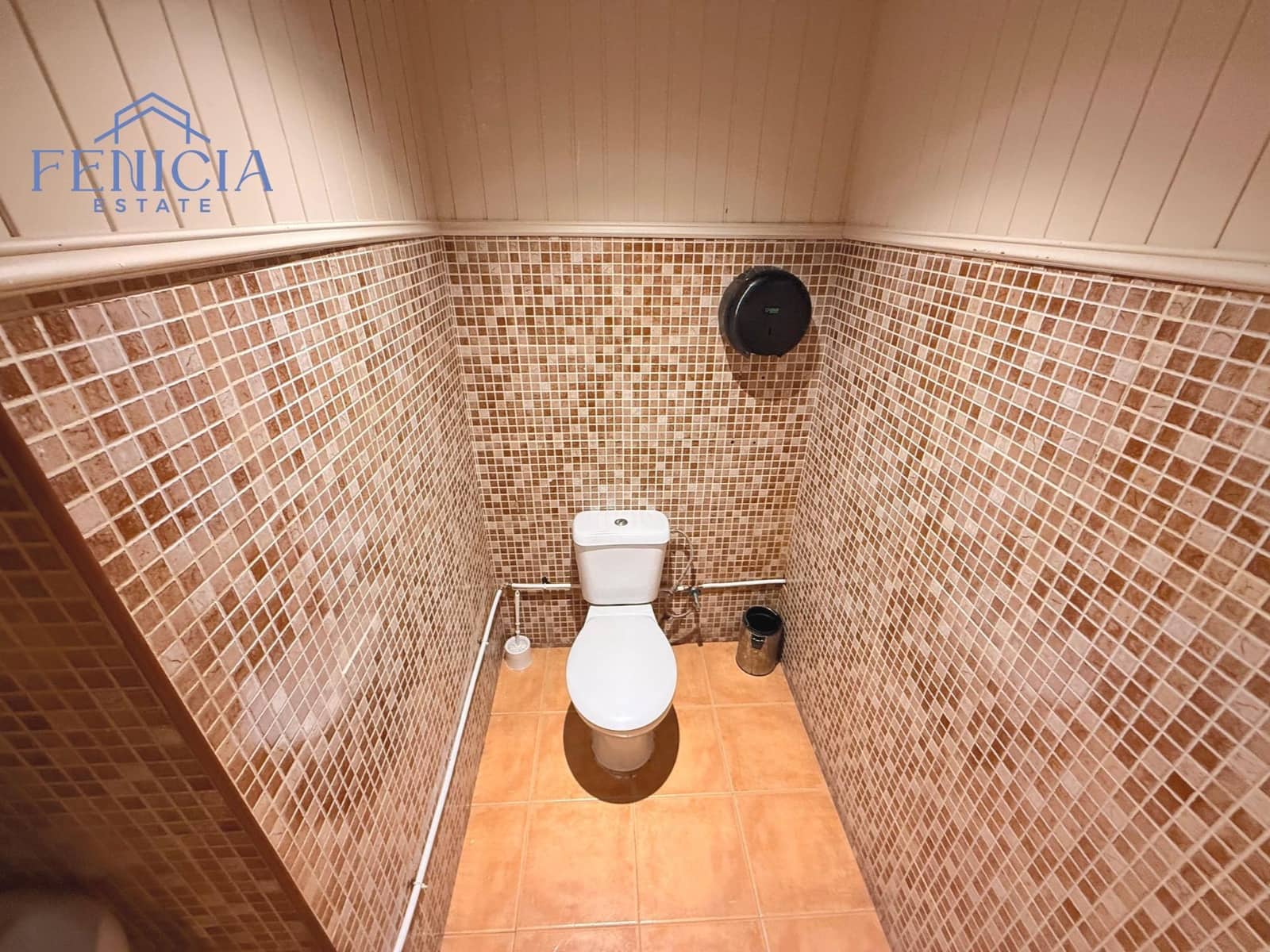 Kommersiell till salu i Almunecar - 170 000 € (Ref: 9353211)