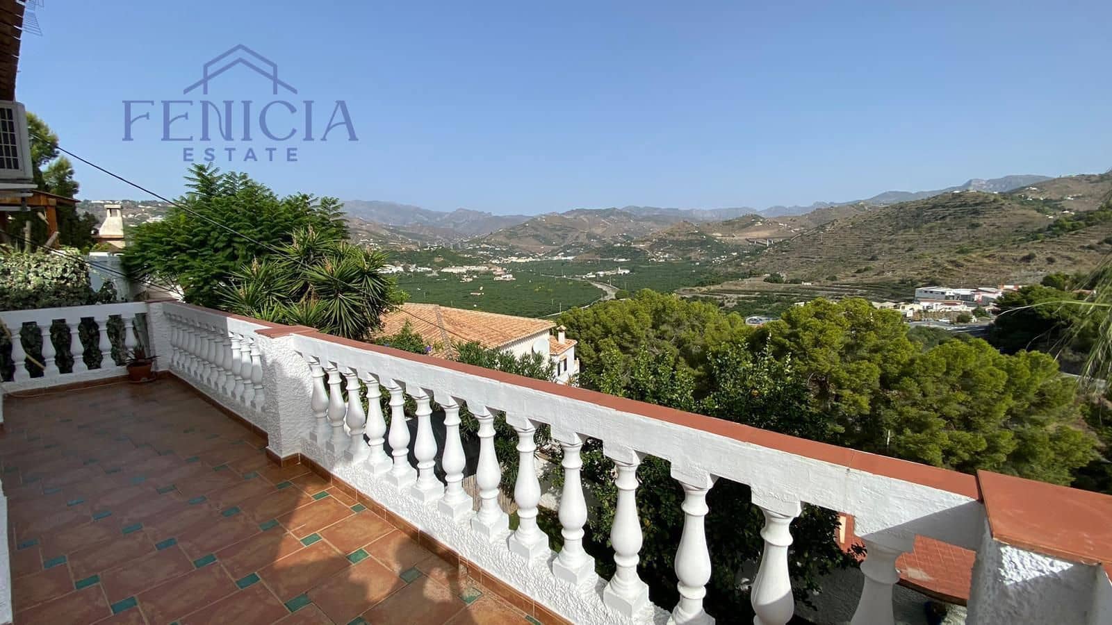 2 soveværelse Villa til leje i Almunecar med garage - € 1.200 (Ref: 9406375)