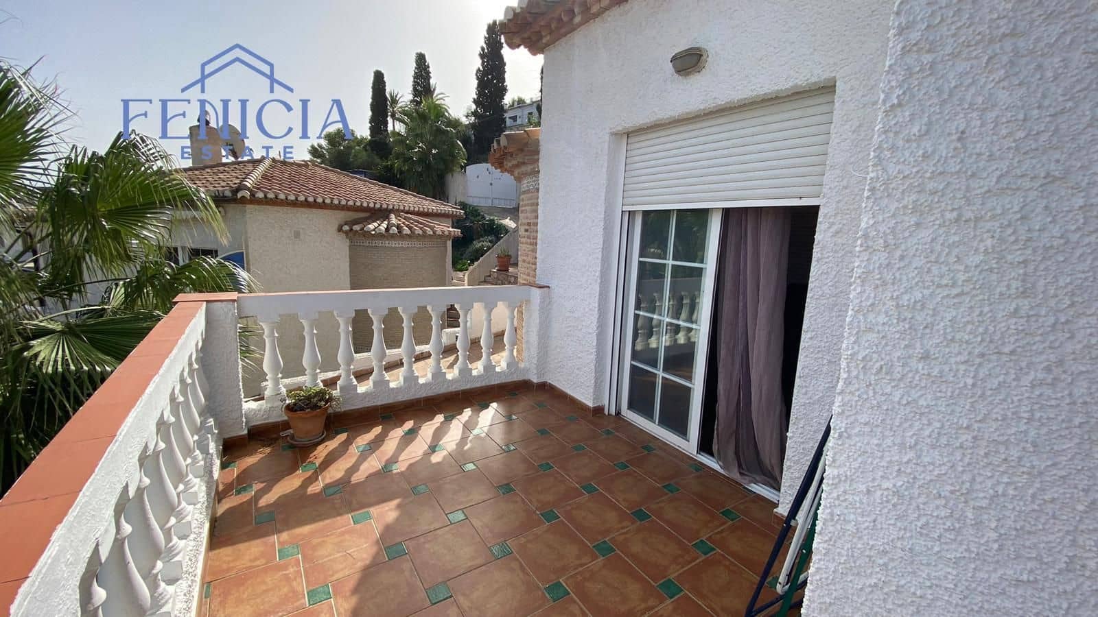 2 soveværelse Villa til leje i Almunecar med garage - € 1.200 (Ref: 9406375)