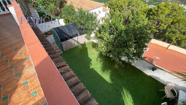 2 soveværelse Villa til leje i Almuñécar med garage - € 1.200 (Ref: 9406375)