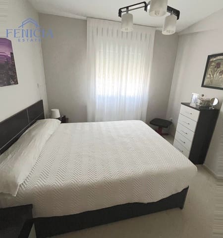 2 makuuhuone Asunto vuokrattavana paikassa Almuñécar mukana uima-altaan 
autotalli - 680 € (Ref: 9415647)