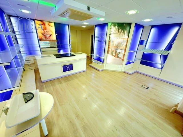 4 camera da letto Appartamento in vendita in Almuñécar con garage - 240.000 € (Rif: 9433166)