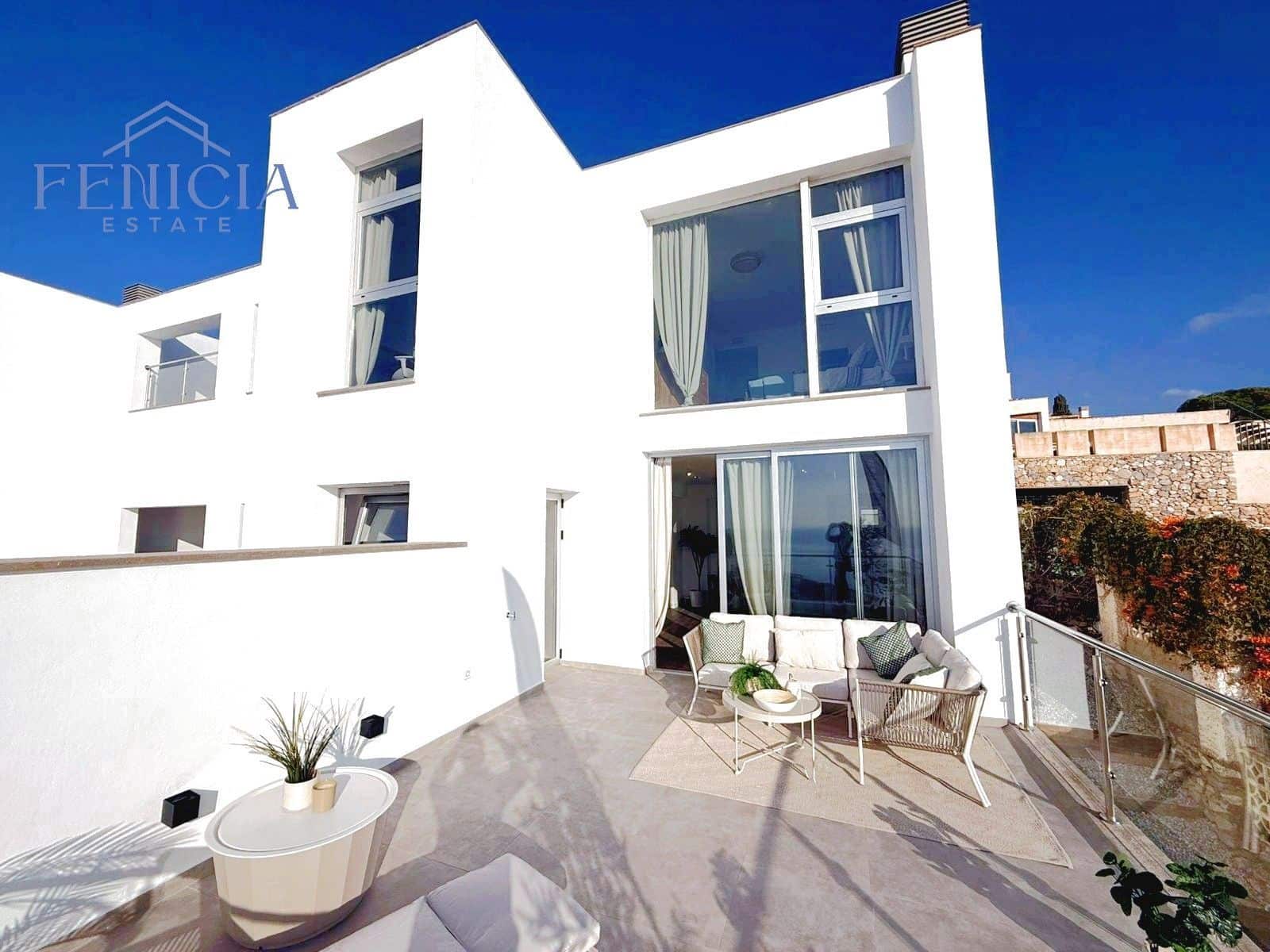 2 bedroom Townhouse for sale in Almunecar with pool garage - € 213,000 (Ref: 9439547)