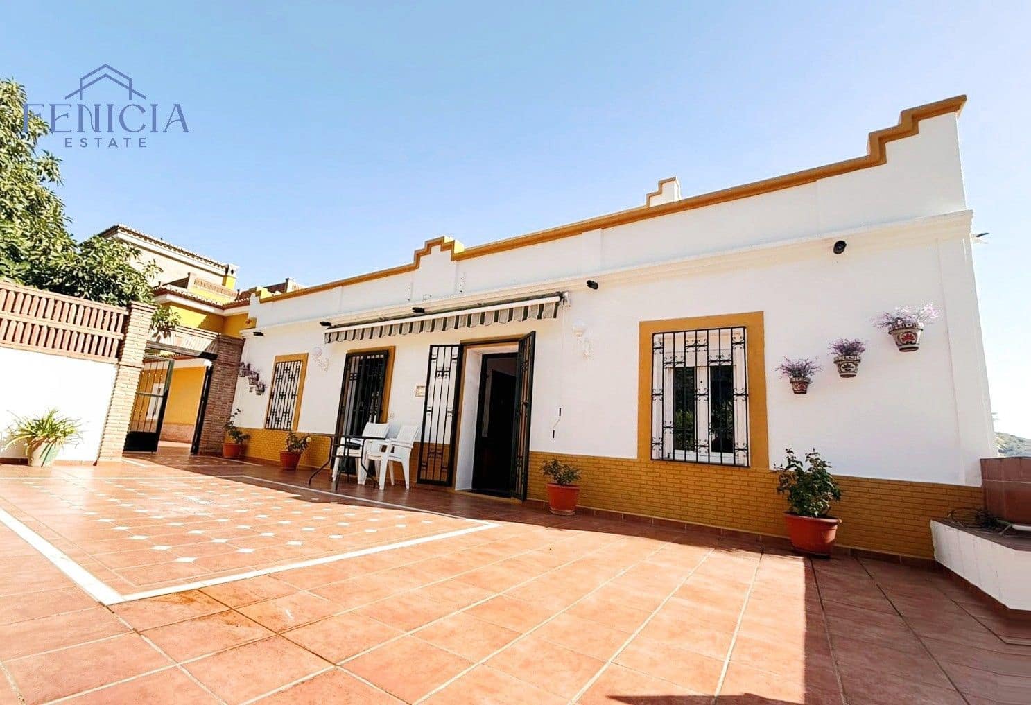 4 slaapkamer Villa te huur in Almunecar met zwembad garage - € 1.700 (Ref: 9445868)