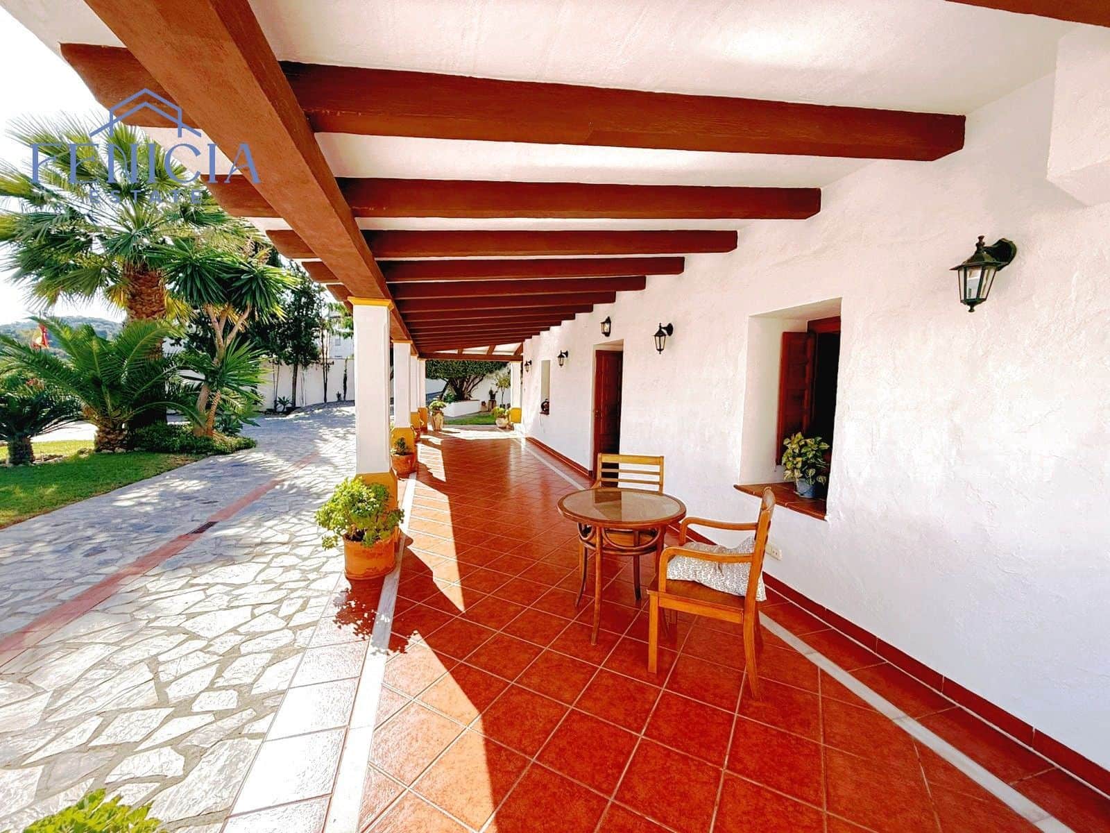 4 slaapkamer Villa te huur in Almunecar met zwembad garage - € 1.700 (Ref: 9445868)