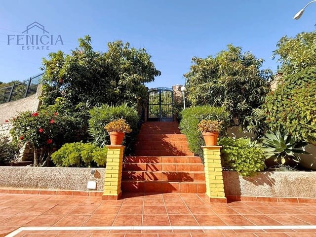 Piso de 3 habitaciones en Almuñécar en alquiler con piscina garaje - 1.000 € (Ref: 9445869)