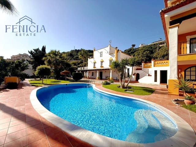 Studio att hyra i Almuñécar med pool garage - 800 € (Ref: 9445870)