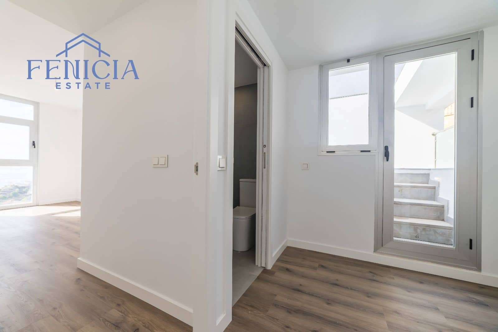 2 soverom Leilighet til salgs i Almunecar med svømmebasseng garasje - € 213 000 (Ref: 9451673)