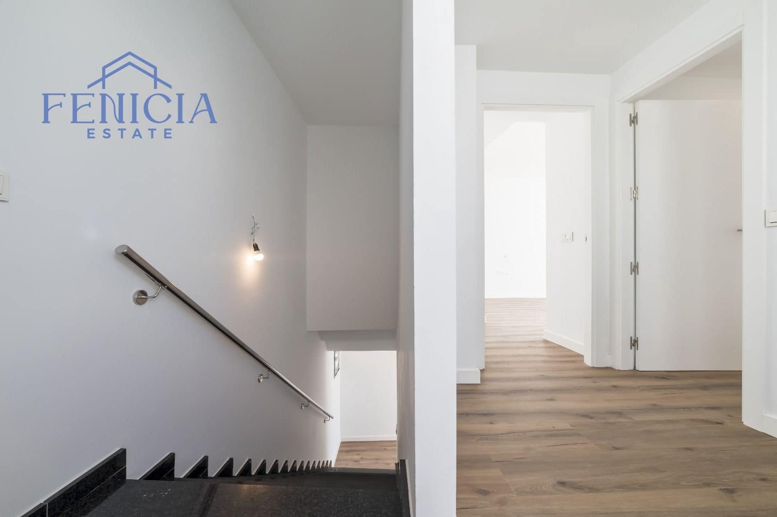 2 soverom Leilighet til salgs i Almunecar med svømmebasseng garasje - € 213 000 (Ref: 9451673)