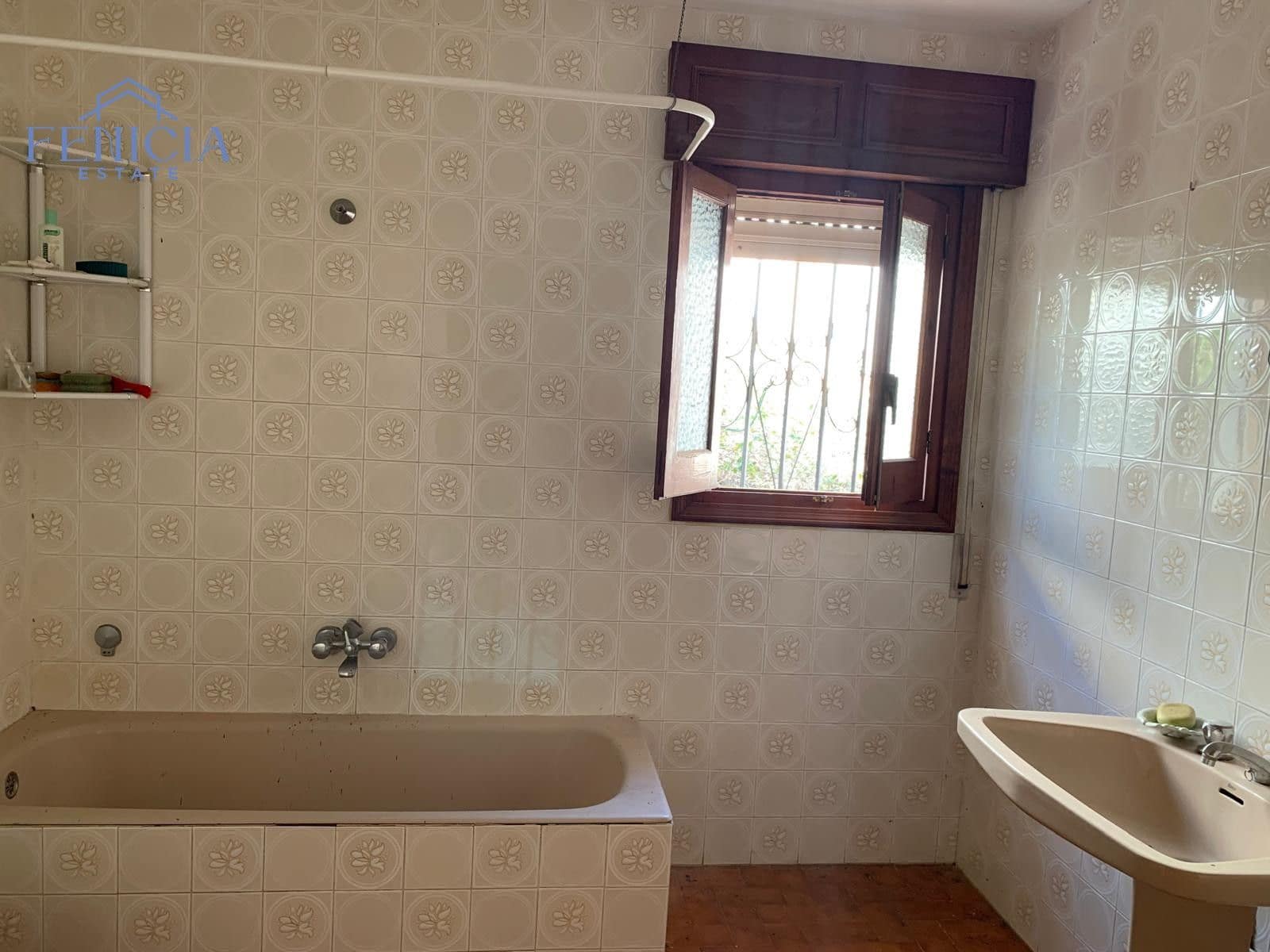 5 makuuhuone Omakotitalo myytävänä paikassa Almunecar mukana 
autotalli - 544 000 € (Ref: 9468164)