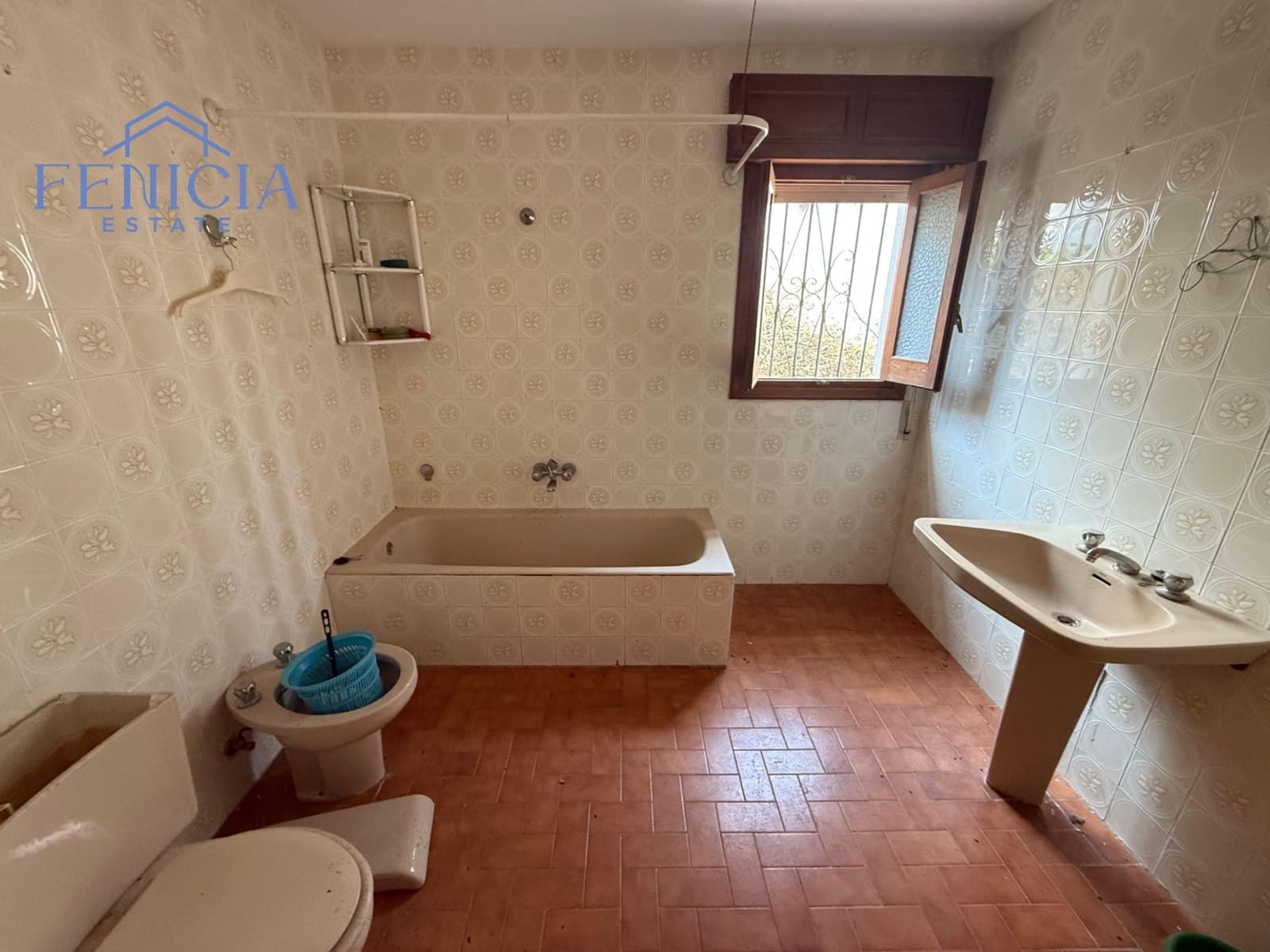 5 makuuhuone Omakotitalo myytävänä paikassa Almunecar mukana 
autotalli - 544 000 € (Ref: 9468164)