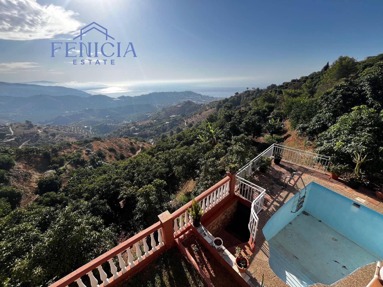 4 slaapkamer Villa te koop in Almunecar met zwembad garage - € 498.000 (Ref: 9470813)