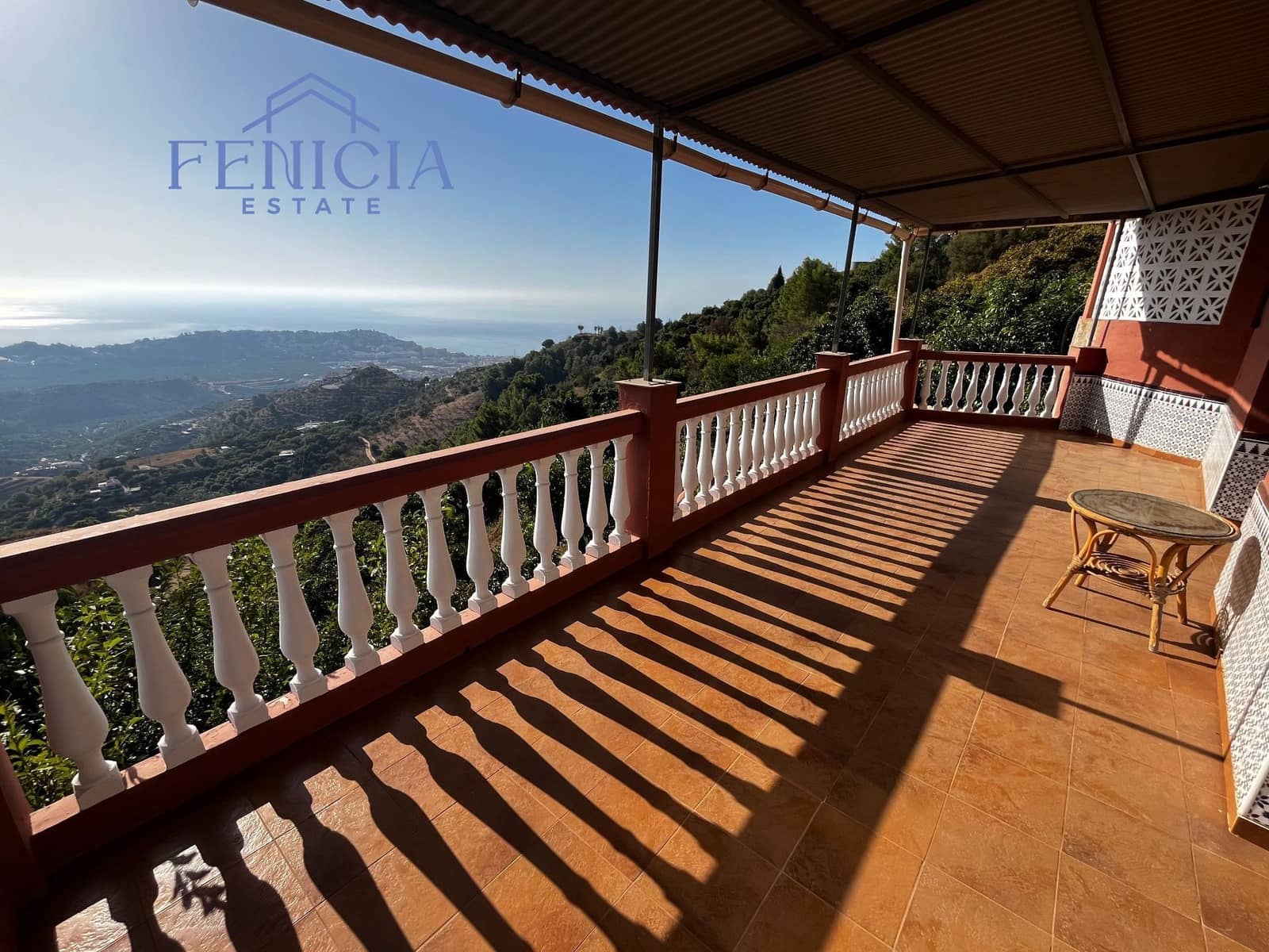 4 slaapkamer Villa te koop in Almunecar met zwembad garage - € 498.000 (Ref: 9470813)