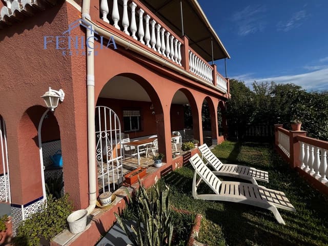 4 slaapkamer Villa te koop in Almuñécar met zwembad garage - € 498.000 (Ref: 9470813)