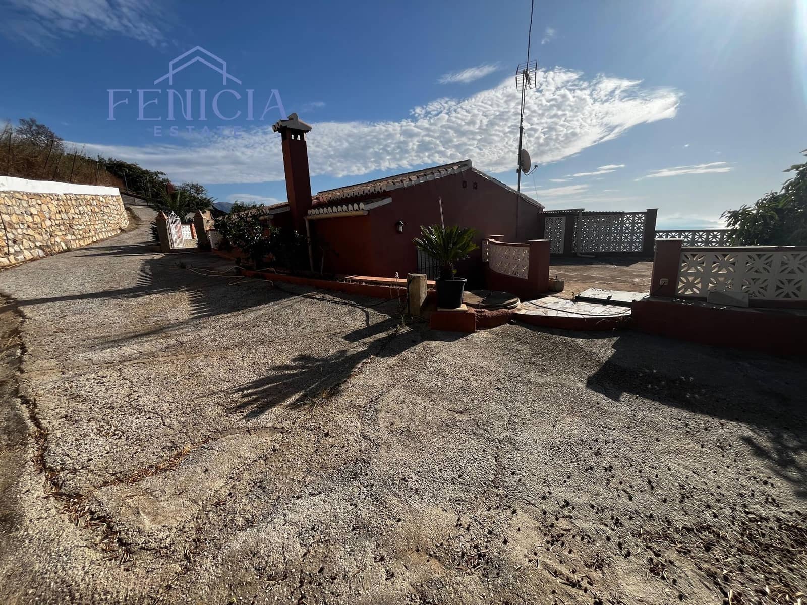 4 slaapkamer Villa te koop in Almunecar met zwembad garage - € 498.000 (Ref: 9470813)