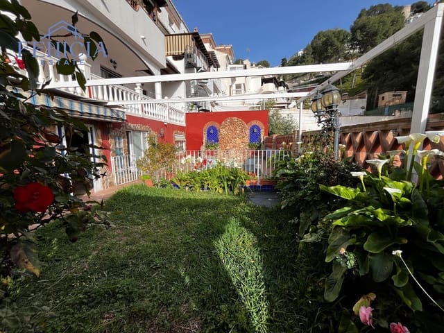 Pareado de 3 habitaciones en Almuñécar en venta con piscina garaje - 385.000 € (Ref: 9518488)