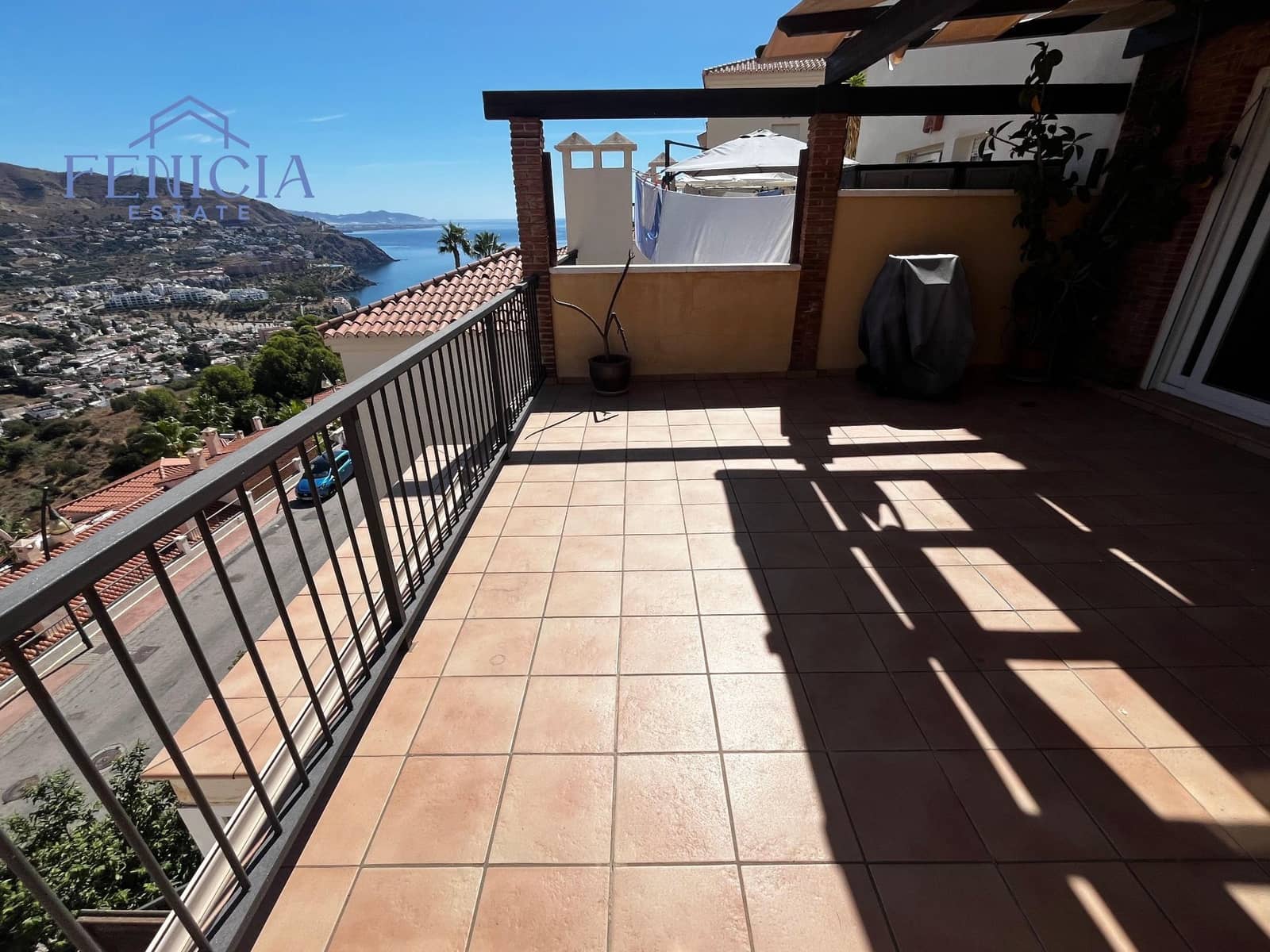 3 soveværelse Semi-Rækkehus til salg i Almunecar med swimmingpool garage - € 383.000 (Ref: 9523997)