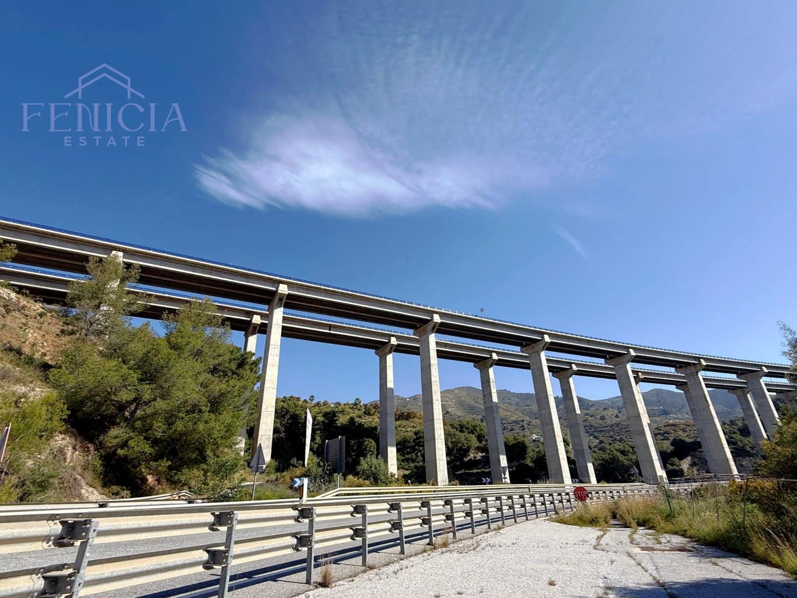 6 soverom Finca/Herregård til salgs i La Herradura med garasje - € 750 000 (Ref: 9564393)