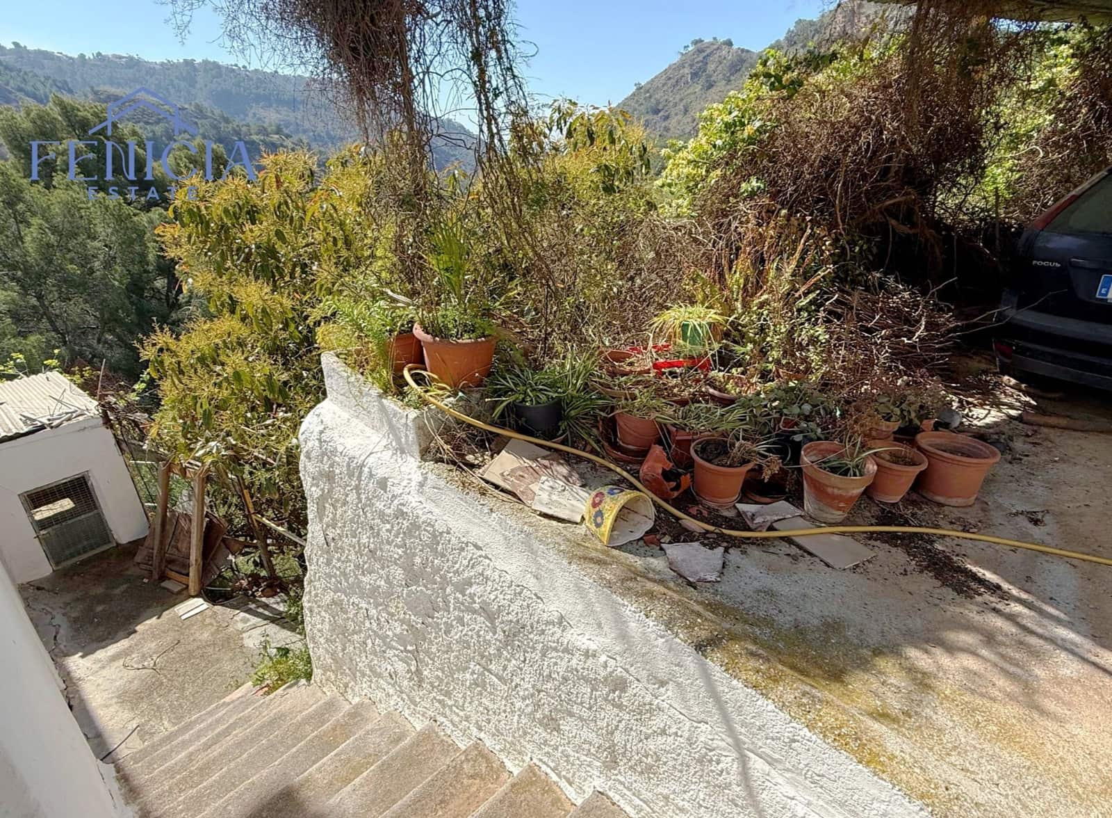 6 soverom Finca/Herregård til salgs i La Herradura med garasje - € 750 000 (Ref: 9564393)