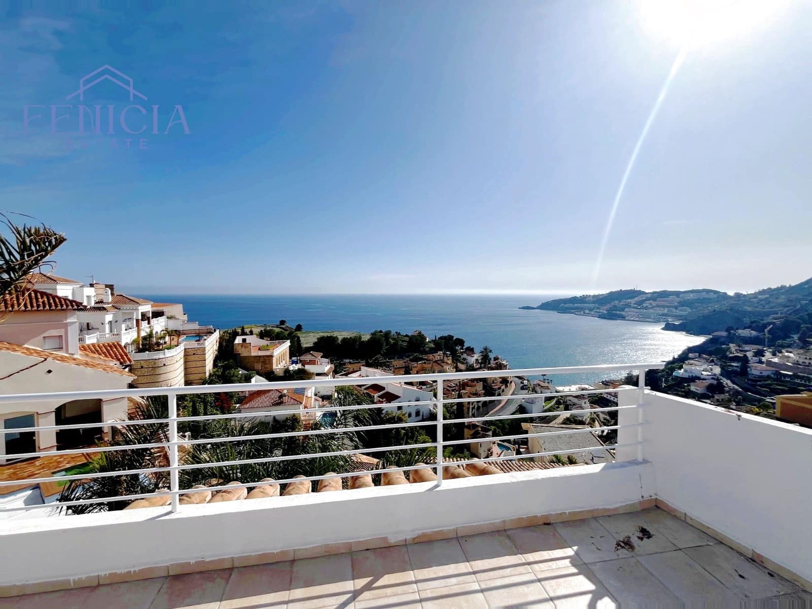 2 Zimmer Villa zu verkaufen in Almunecar mit Garage - 250.000 € (Ref: 9564395)