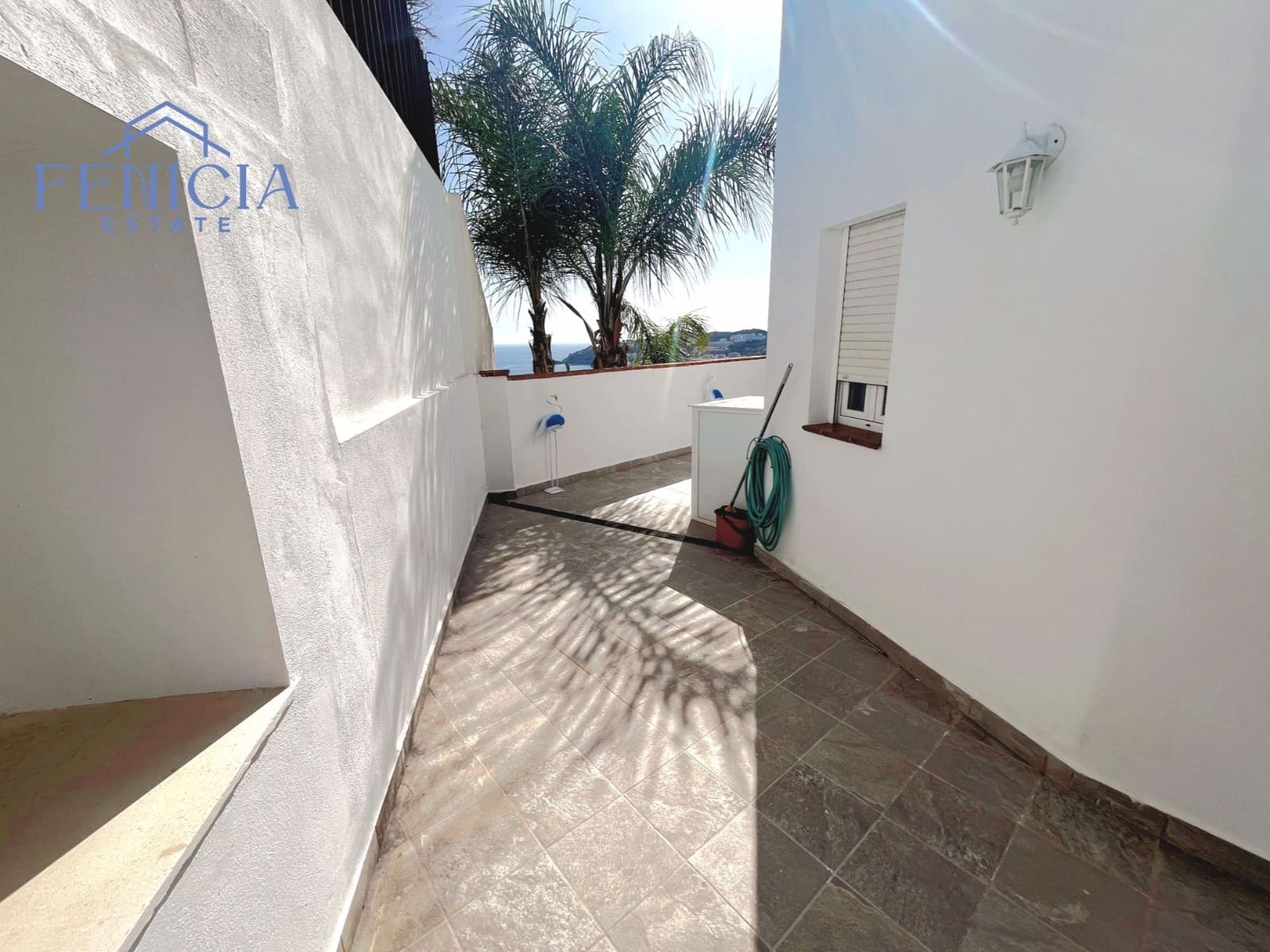 2 Zimmer Villa zu verkaufen in Almunecar mit Garage - 250.000 € (Ref: 9564395)