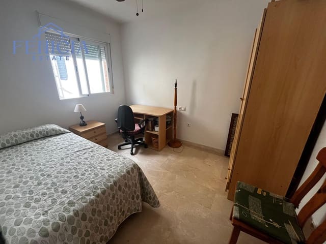 3 soveværelse Semi-Rækkehus til salg i Almuñécar med garage - € 310.000 (Ref: 9564397)