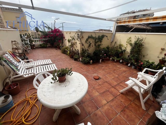 3 sovrum Semi-fristående Villa till salu i Almuñécar med garage - 310 000 € (Ref: 9564397)