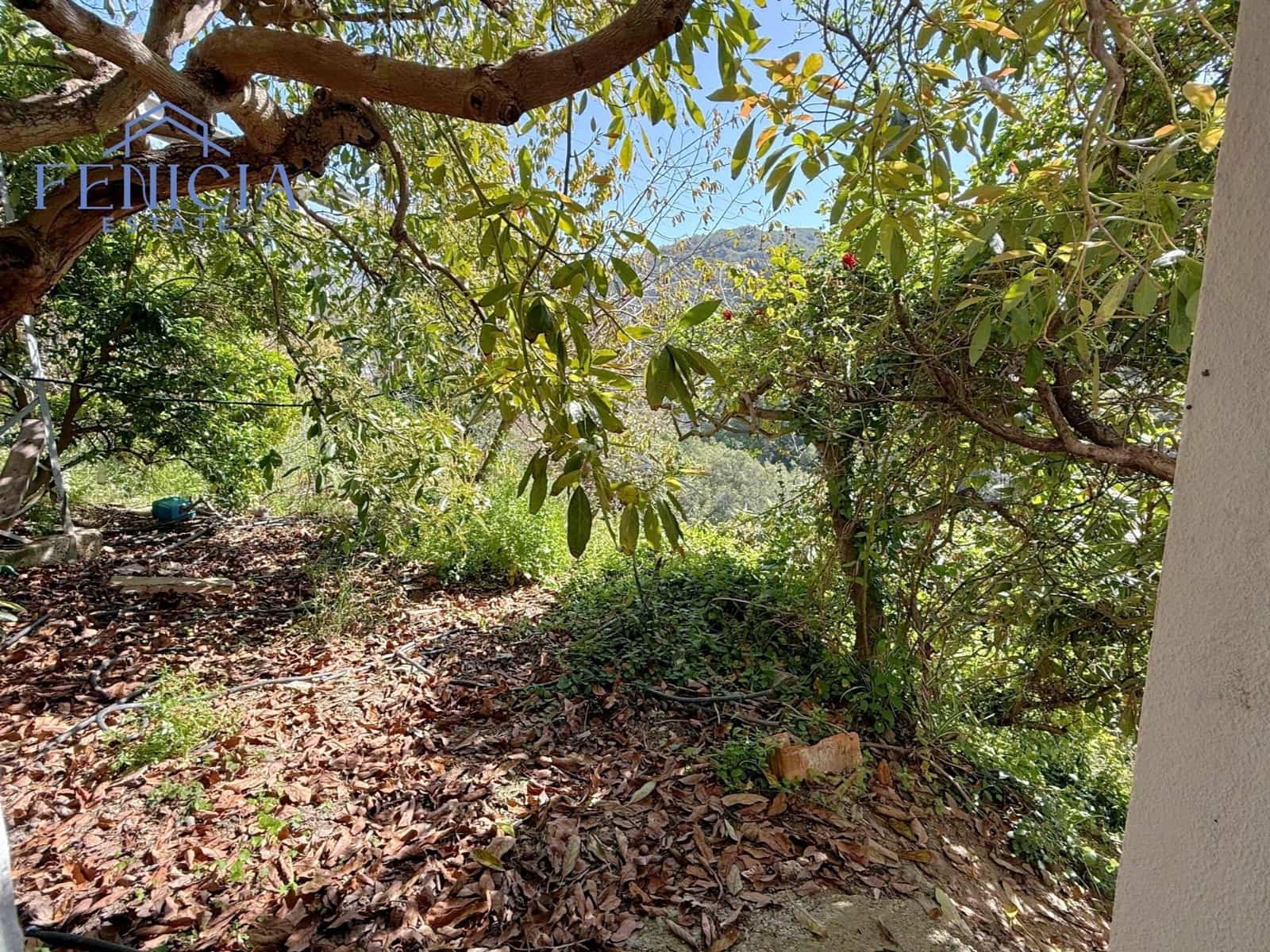 6 makuuhuone Hotelli myytävänä paikassa La Herradura mukana 
autotalli - 750 000 € (Ref: 9604606)