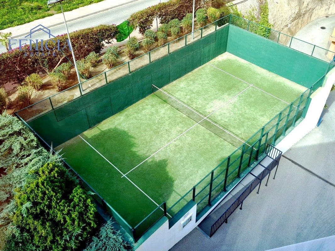 Ático de 4 habitaciones en Almuñécar en venta con piscina garaje - 455.000 € (Ref: 9614772)