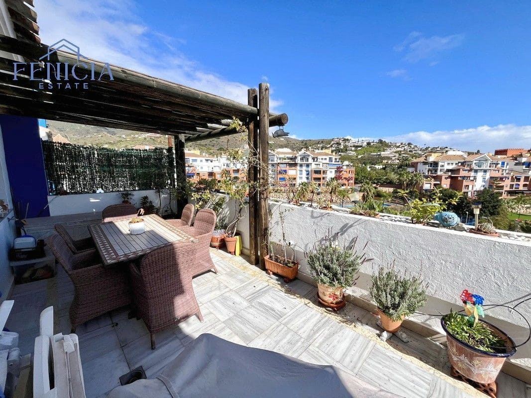 Ático de 4 habitaciones en Almuñécar en venta con piscina garaje - 455.000 € (Ref: 9614772)