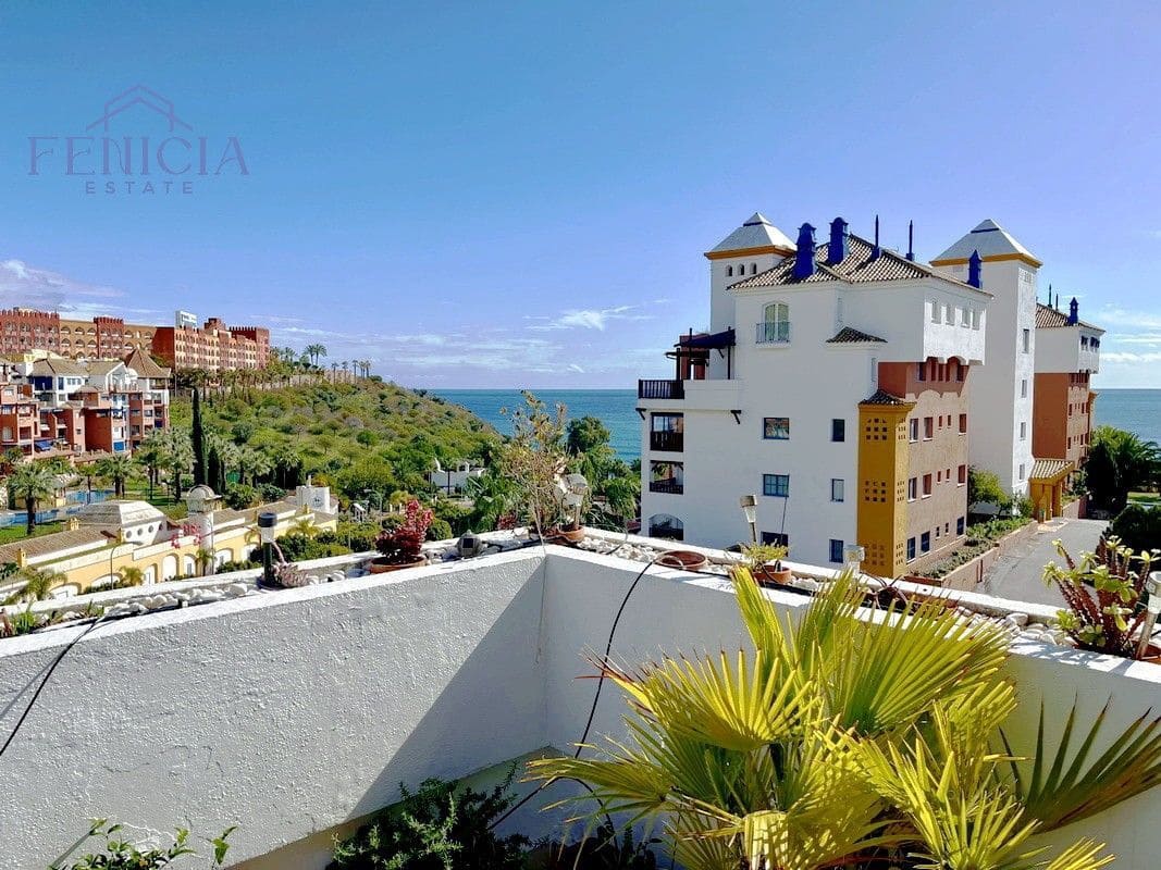 Ático de 4 habitaciones en Almuñécar en venta con piscina garaje - 455.000 € (Ref: 9614772)